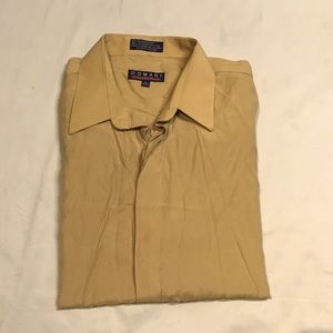 Domani Collection Button down Shirt